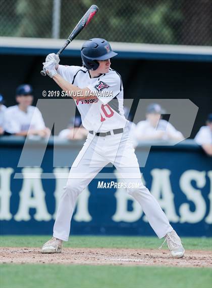 Thumbnail 1 in Windward vs Viewpoint photogallery.