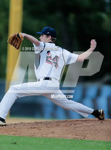 Thumbnail 2 in Windward vs Viewpoint photogallery.