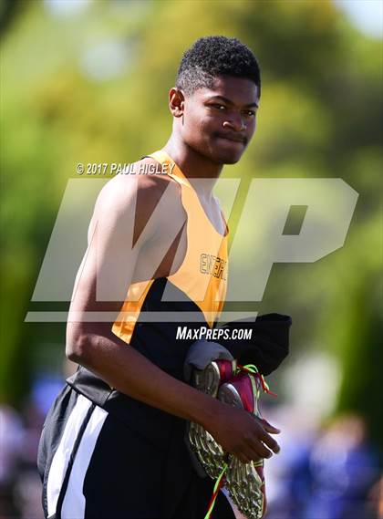 Thumbnail 3 in Hornet Invitational photogallery.