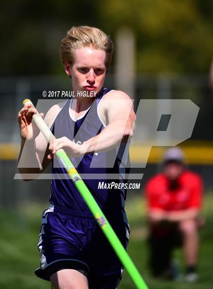 Thumbnail 1 in Hornet Invitational photogallery.