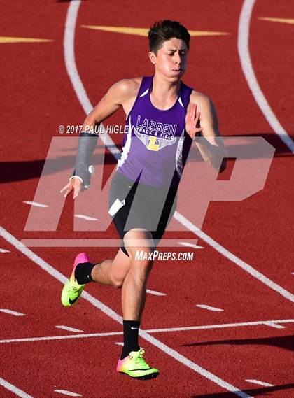 Thumbnail 2 in Hornet Invitational photogallery.