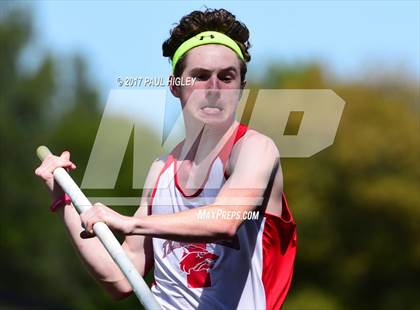 Thumbnail 3 in Hornet Invitational photogallery.