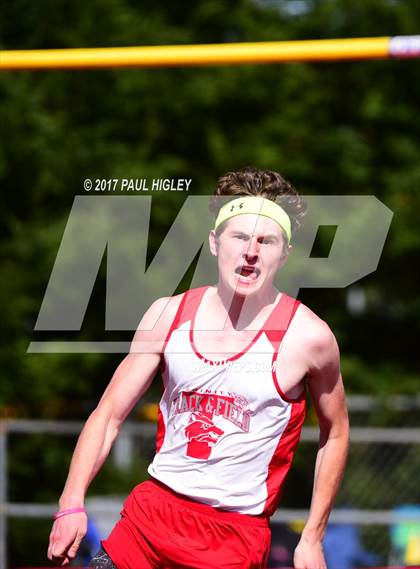 Thumbnail 3 in Hornet Invitational photogallery.