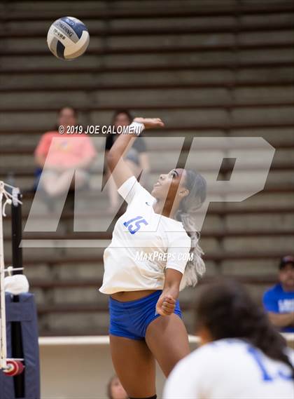 Thumbnail 1 in Lanier [Sidney] vs Highlands photogallery.