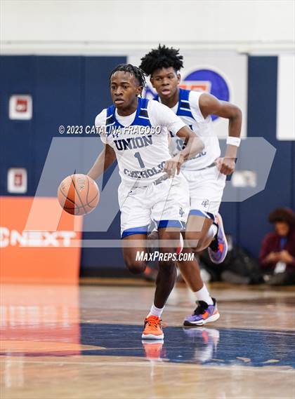 Thumbnail 3 in Manasquan vs. Union Catholic (Metro Classic) photogallery.
