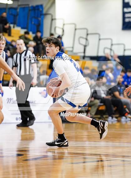 Thumbnail 3 in Manasquan vs. Union Catholic (Metro Classic) photogallery.