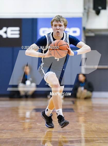 Thumbnail 3 in Manasquan vs. Union Catholic (Metro Classic) photogallery.
