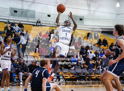 Thumbnail 2 in Manasquan vs. Union Catholic (Metro Classic) photogallery.