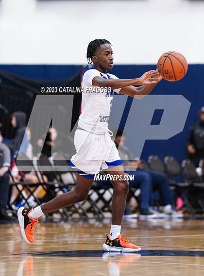 Thumbnail 3 in Manasquan vs. Union Catholic (Metro Classic) photogallery.