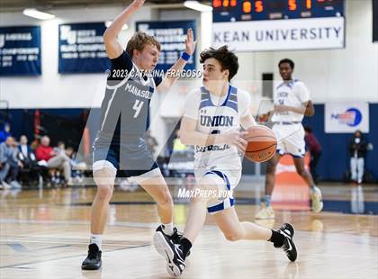 Thumbnail 3 in Manasquan vs. Union Catholic (Metro Classic) photogallery.