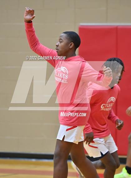 Thumbnail 2 in Cypress Ranch vs Cypress Lakes (Sophomore) photogallery.