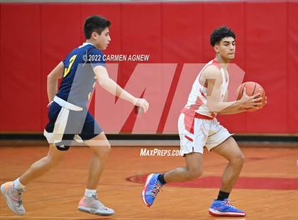 Thumbnail 2 in Cypress Ranch vs Cypress Lakes (Sophomore) photogallery.