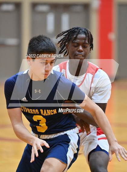 Thumbnail 2 in Cypress Ranch vs Cypress Lakes (Sophomore) photogallery.