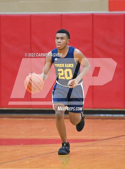 Thumbnail 2 in Cypress Ranch vs Cypress Lakes (Sophomore) photogallery.