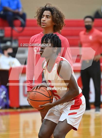 Thumbnail 2 in Cypress Ranch vs Cypress Lakes (Sophomore) photogallery.