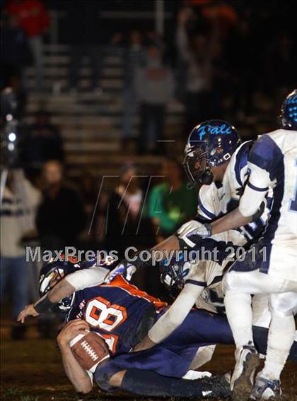 Thumbnail 3 in Chatsworth vs. Palisades (CIF SS LA City Section Playoffs) photogallery.