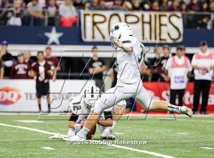 Thumbnail 1 in Ennis vs. Cedar Park (UIL 5A Division 2 Final) photogallery.