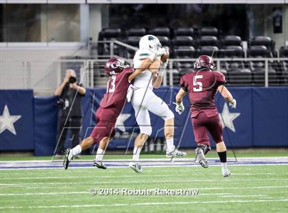 Thumbnail 2 in Ennis vs. Cedar Park (UIL 5A Division 2 Final) photogallery.