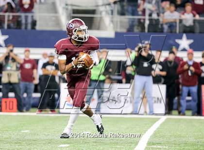 Thumbnail 3 in Ennis vs. Cedar Park (UIL 5A Division 2 Final) photogallery.