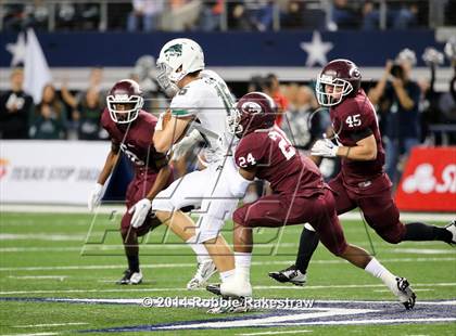 Thumbnail 1 in Ennis vs. Cedar Park (UIL 5A Division 2 Final) photogallery.