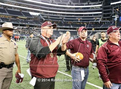 Thumbnail 2 in Ennis vs. Cedar Park (UIL 5A Division 2 Final) photogallery.