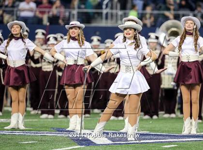 Thumbnail 1 in Ennis vs. Cedar Park (UIL 5A Division 2 Final) photogallery.