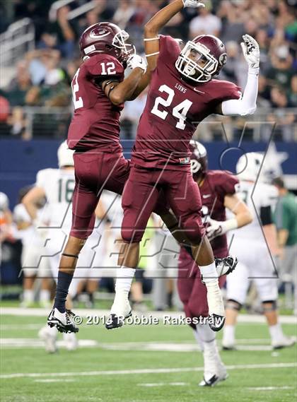 Thumbnail 1 in Ennis vs. Cedar Park (UIL 5A Division 2 Final) photogallery.