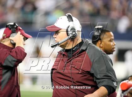 Thumbnail 3 in Ennis vs. Cedar Park (UIL 5A Division 2 Final) photogallery.