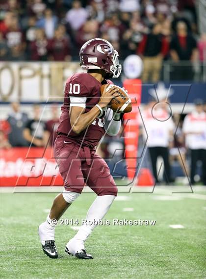 Thumbnail 1 in Ennis vs. Cedar Park (UIL 5A Division 2 Final) photogallery.