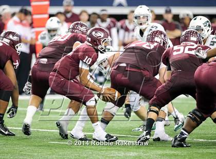Thumbnail 2 in Ennis vs. Cedar Park (UIL 5A Division 2 Final) photogallery.