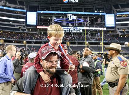 Thumbnail 1 in Ennis vs. Cedar Park (UIL 5A Division 2 Final) photogallery.