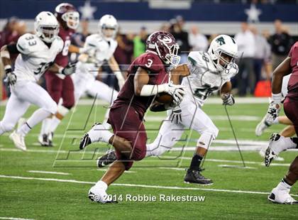 Thumbnail 3 in Ennis vs. Cedar Park (UIL 5A Division 2 Final) photogallery.