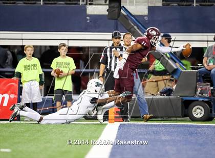 Thumbnail 1 in Ennis vs. Cedar Park (UIL 5A Division 2 Final) photogallery.