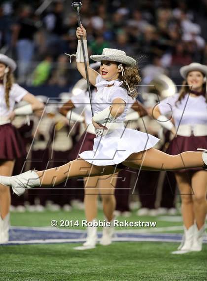 Thumbnail 1 in Ennis vs. Cedar Park (UIL 5A Division 2 Final) photogallery.