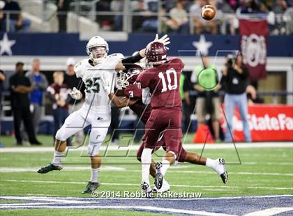 Thumbnail 1 in Ennis vs. Cedar Park (UIL 5A Division 2 Final) photogallery.