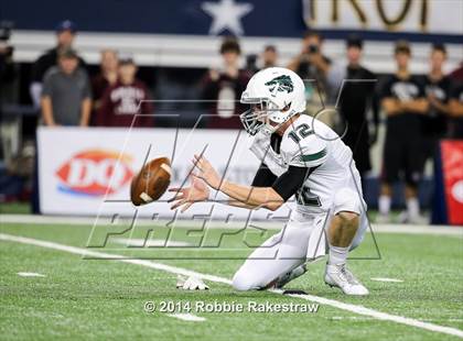 Thumbnail 3 in Ennis vs. Cedar Park (UIL 5A Division 2 Final) photogallery.