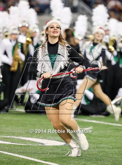 Thumbnail 2 in Ennis vs. Cedar Park (UIL 5A Division 2 Final) photogallery.