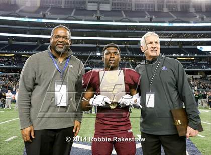 Thumbnail 3 in Ennis vs. Cedar Park (UIL 5A Division 2 Final) photogallery.