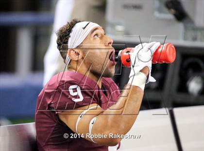 Thumbnail 2 in Ennis vs. Cedar Park (UIL 5A Division 2 Final) photogallery.