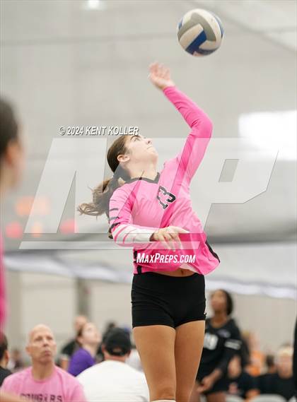 Thumbnail 3 in St. Mary's Prep vs. South Lyon East (Motor City Power Series) photogallery.