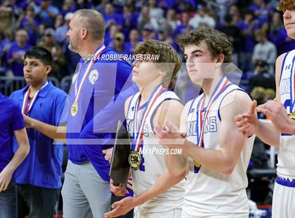 Thumbnail 3 in Lipan vs. Shelbyville (UIL 2A Basketball Final Medal Ceremony) photogallery.
