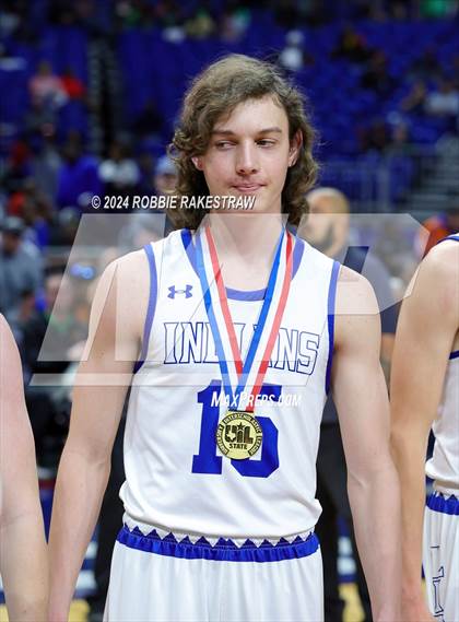 Thumbnail 3 in Lipan vs. Shelbyville (UIL 2A Basketball Final Medal Ceremony) photogallery.