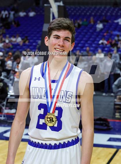 Thumbnail 1 in Lipan vs. Shelbyville (UIL 2A Basketball Final Medal Ceremony) photogallery.