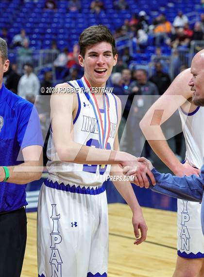 Thumbnail 3 in Lipan vs. Shelbyville (UIL 2A Basketball Final Medal Ceremony) photogallery.