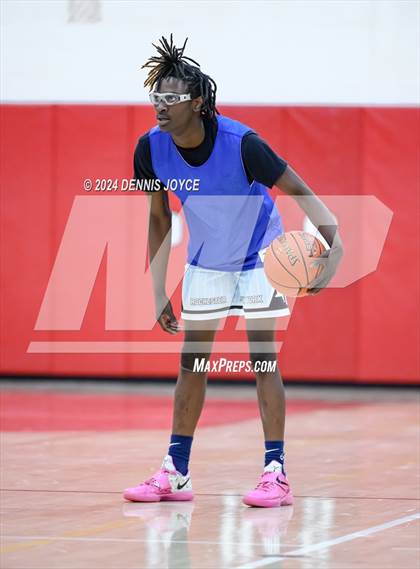 Thumbnail 2 in Pefield vs University Prep (Preseason) photogallery.
