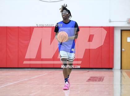 Thumbnail 1 in Pefield vs University Prep (Preseason) photogallery.