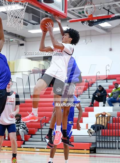 Thumbnail 2 in Pefield vs University Prep (Preseason) photogallery.