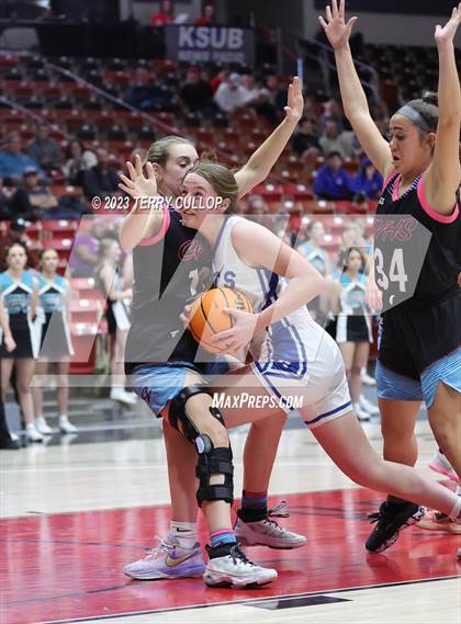 Thumbnail 1 in Canyon View vs. Richfield (UHSAA 3A Quarterfinal) photogallery.