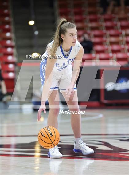 Thumbnail 2 in Canyon View vs. Richfield (UHSAA 3A Quarterfinal) photogallery.