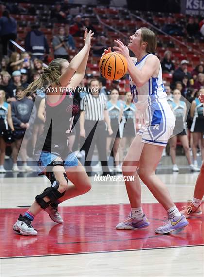 Thumbnail 2 in Canyon View vs. Richfield (UHSAA 3A Quarterfinal) photogallery.